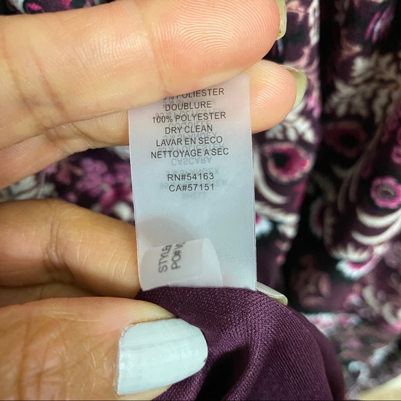 Vince Camuto Floral Pleated Dress - Picture 7 of 7